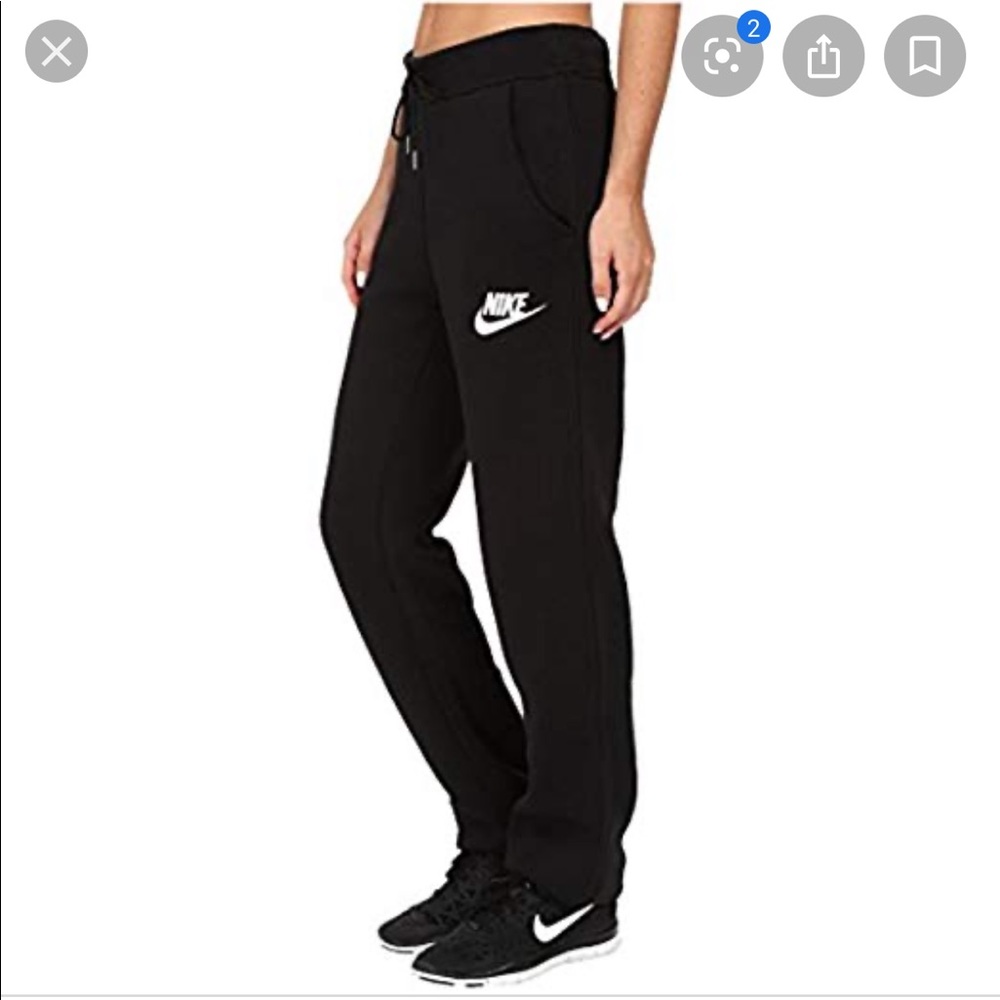 EUC Women’s Large Nike Loose Rally Sweatpants